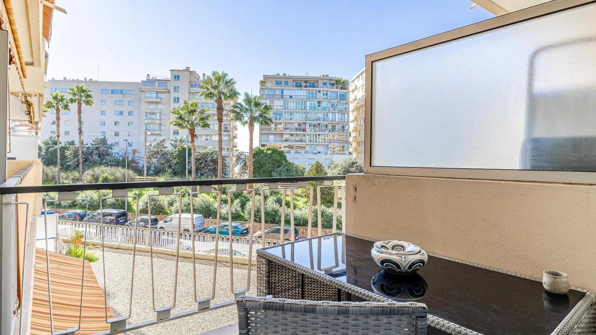 Modern 1 Bedrm Apt With Balcony - Cannes-Croisette 0*, Канны