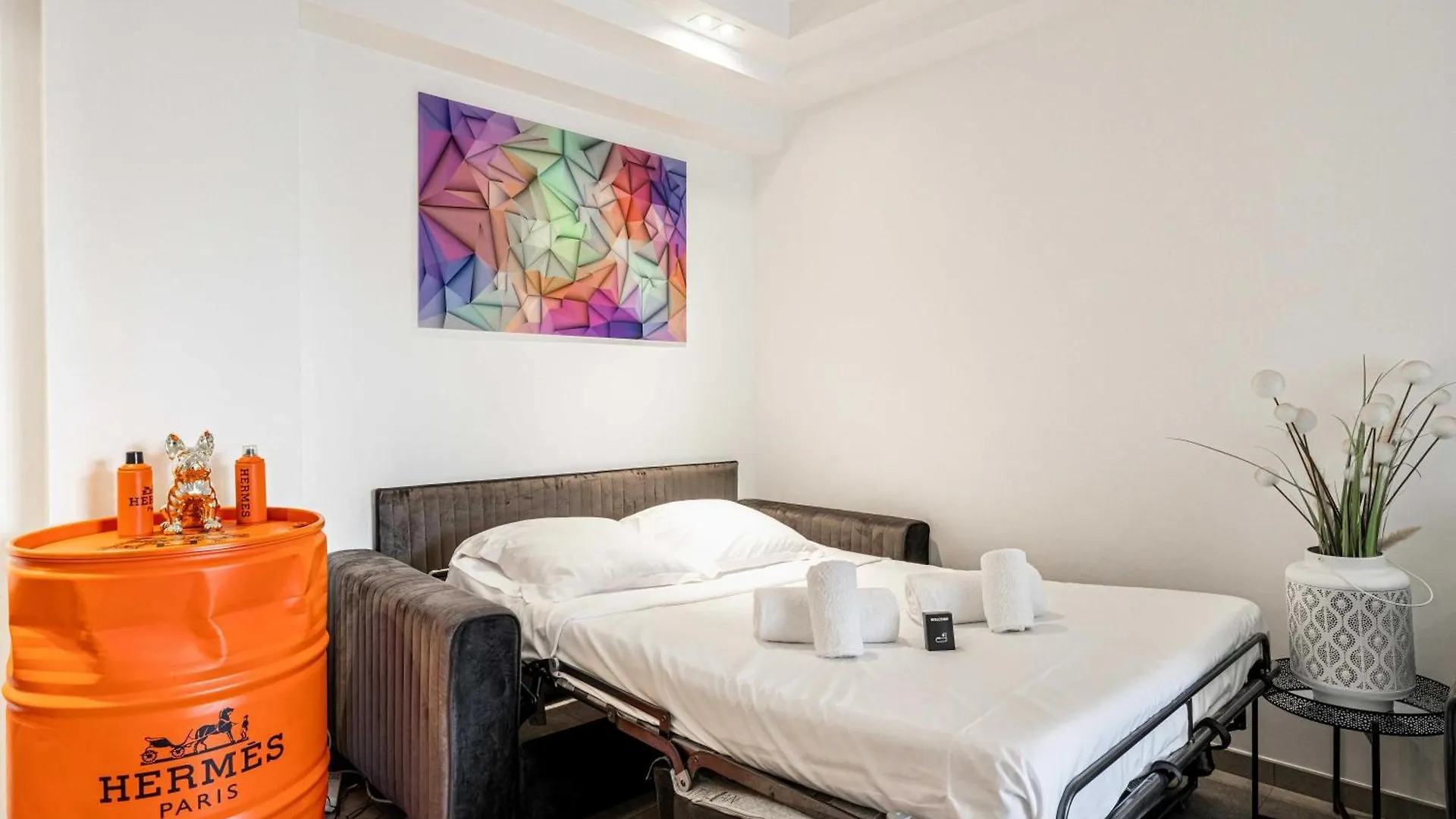 Modern 1 Bedrm Apt With Balcony - Cannes-Croisette France