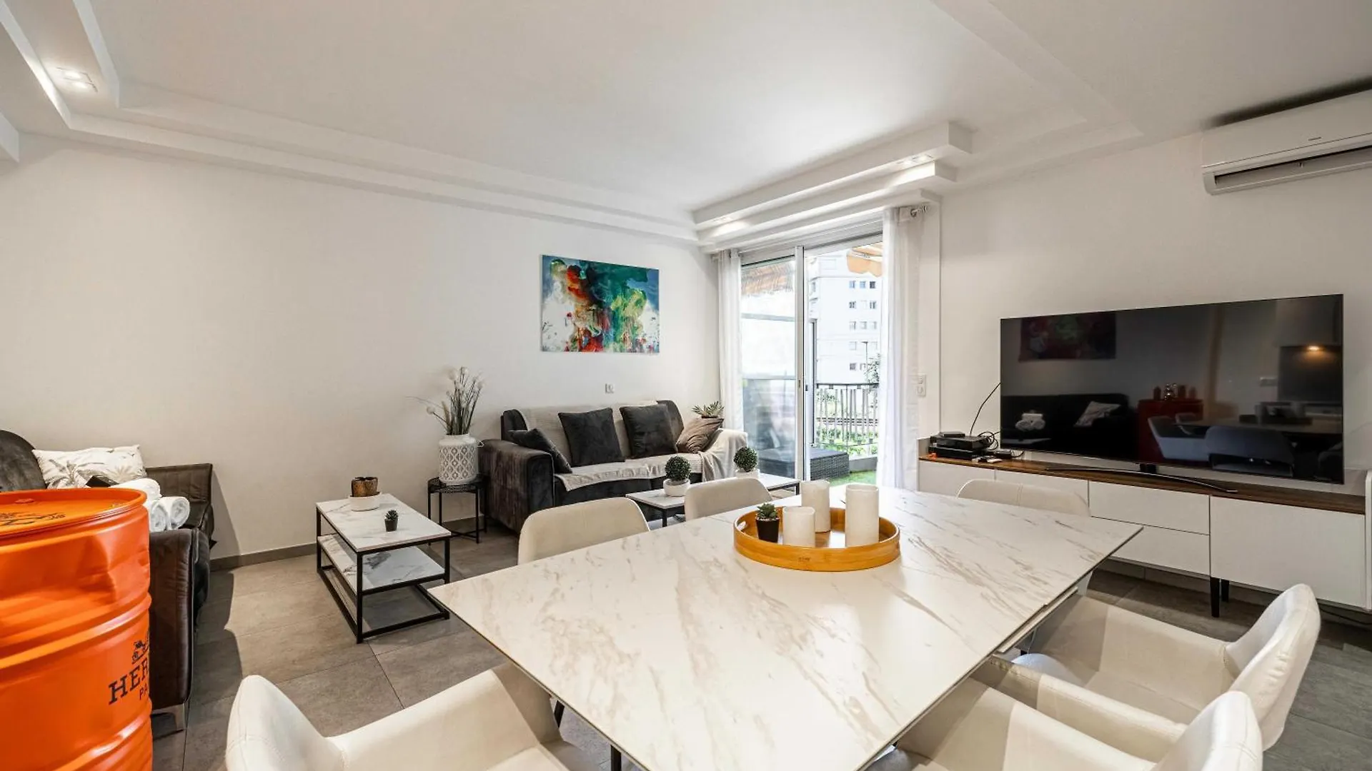 Modern 1 Bedrm Apt With Balcony - Cannes-Croisette Cannes