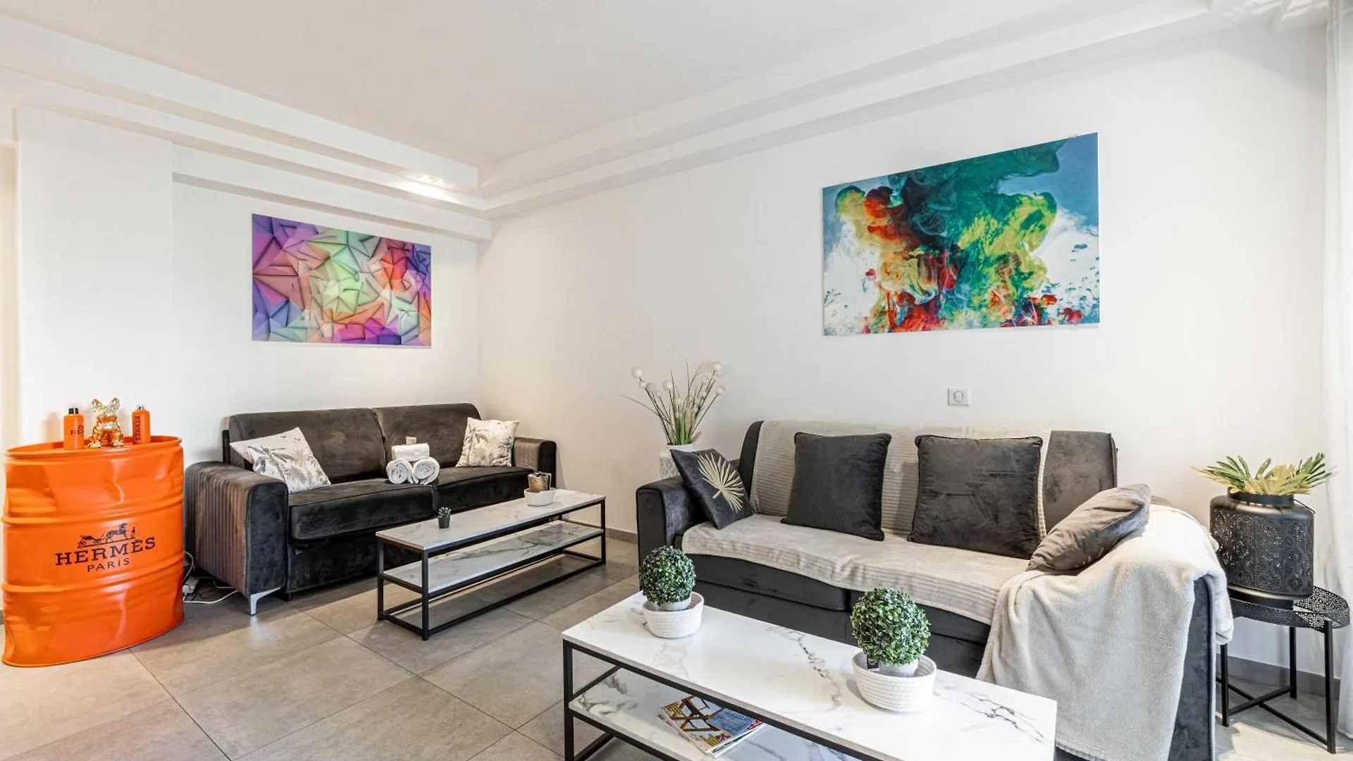 Modern 1 Bedrm Apt With Balcony - Cannes-Croisette France